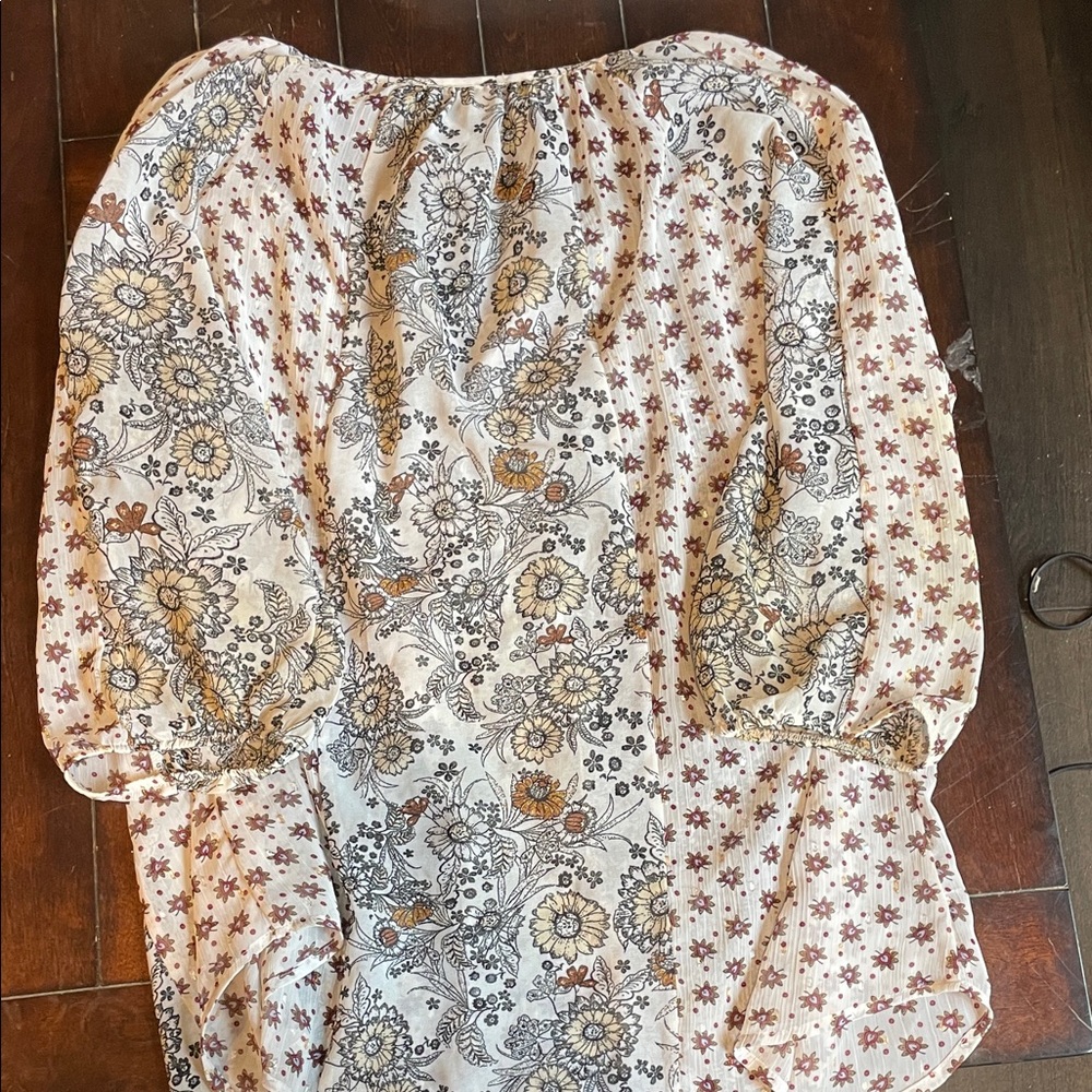 New Directions Floral Patterned Blouse - White and Orange - Picture 3 of 3